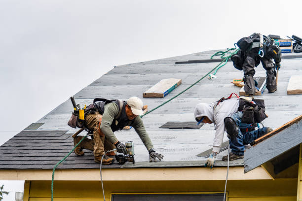 Professional Gutter Installation technician working in Old Greenwich, CT